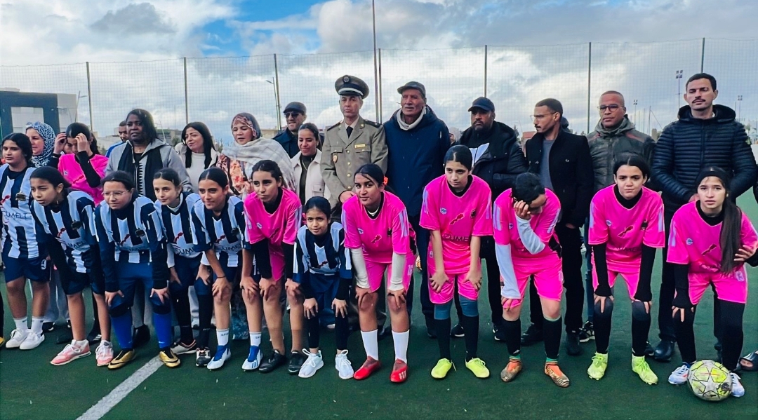 تيفلت: زيارة رسمية لرئيسة العصبة الوطنية لكرة القدم النسوية لنادي نجمات تيفلت 13 1000417341