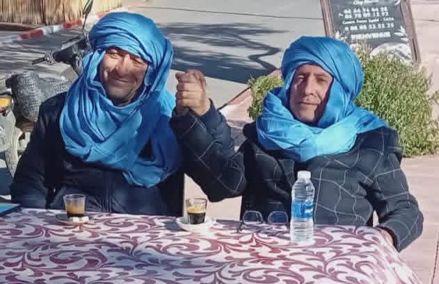 بوابة الصحراء المغربية تحتفي بديوان "على ألواح من طين " 3 1000419548