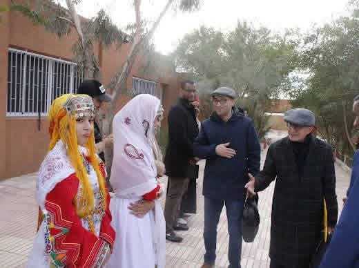 بوابة الصحراء المغربية تحتفي بديوان "على ألواح من طين " 11 1000419556