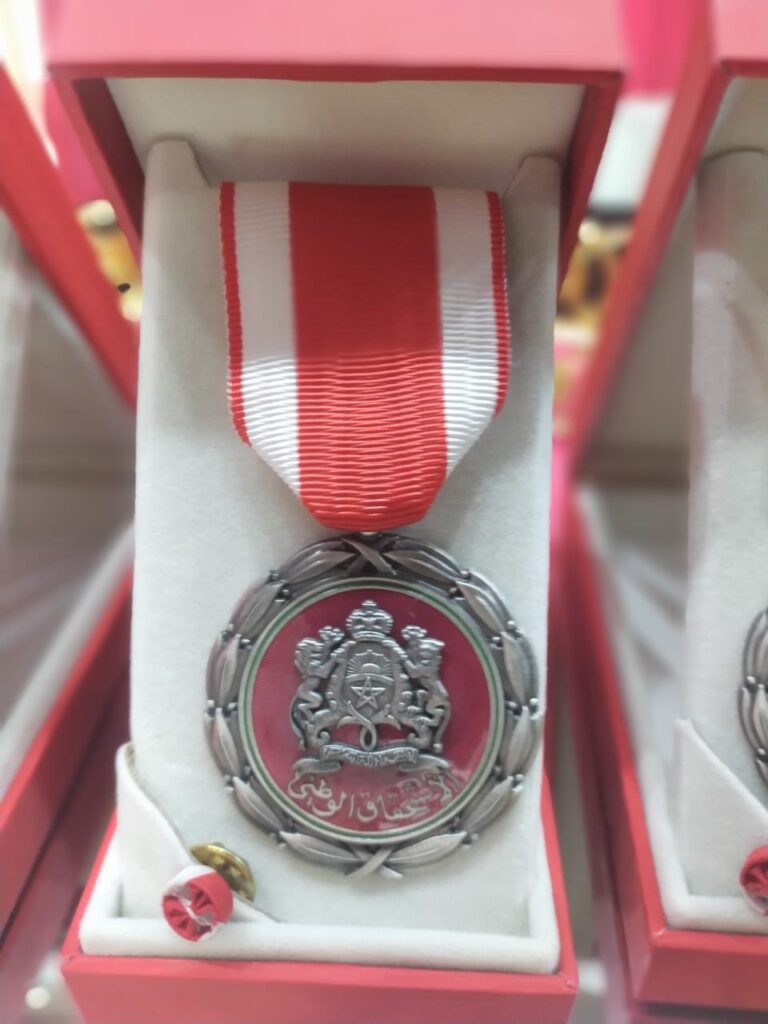 مكناس .. جامعة مولاي إسماعيل تكرّم أساتذتها وأطرها بتوشيح ملكي سامٍ 4 1000799749