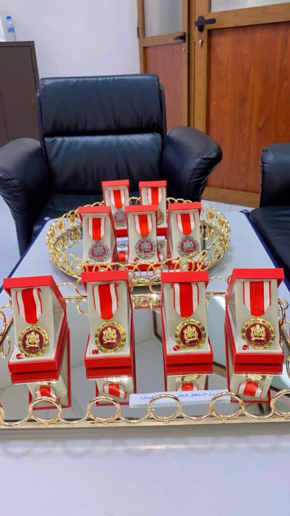 مكناس .. جامعة مولاي إسماعيل تكرّم أساتذتها وأطرها بتوشيح ملكي سامٍ 3 1000799750