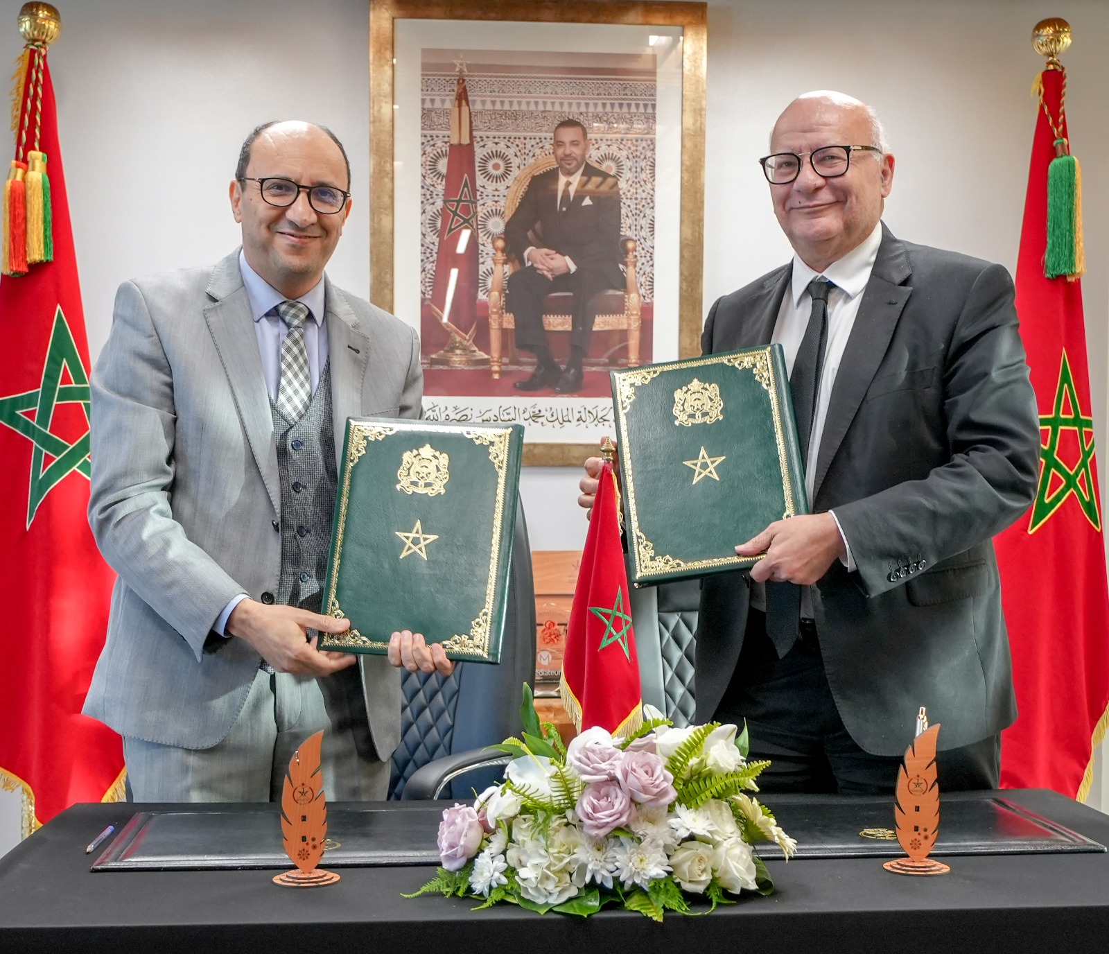 بلاغ صحفي: مؤسسة وسيط المملكة ولجنة الحق في الحصول على المعلومات تعززان تعاونهما من أجل شفافية أكبر للإدارة العمومية 1 IMG 20251201 WA0050