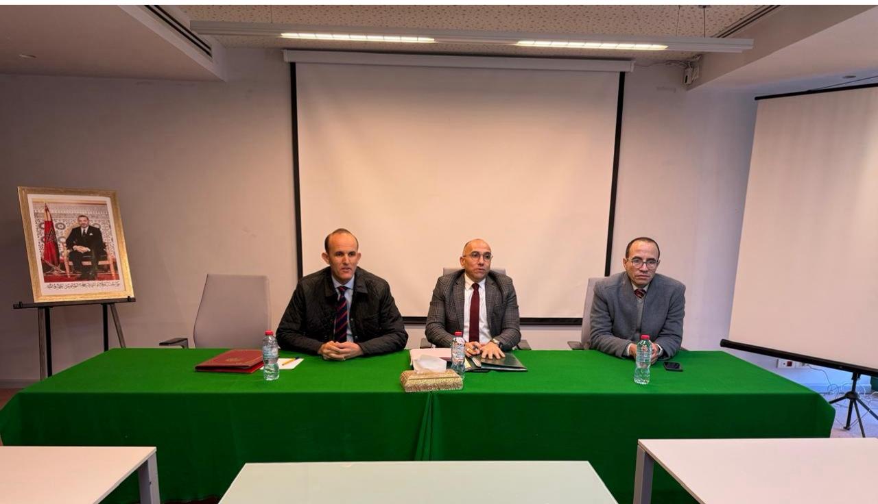 بالصور : محكمة الاستئناف بمراكش تنظّم دورة تكوينية حول إشكالات قانون الملكية المشتركة لفائدة قضاة ومستشاري الدائرة القضائية 1 IMG 20251209 WA0158