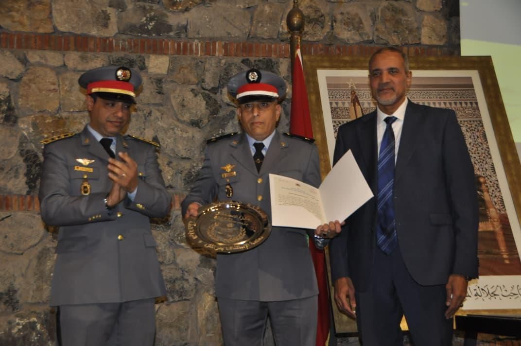 بالصور : رحال المفتي، قائد مركز الدرك الملكي بأولاد حسون، يُتوَّج أفضل مساعد أول على مستوى محكمة الاستئناف بمراكش لسنة 2025 1 IMG 20251210 WA0090