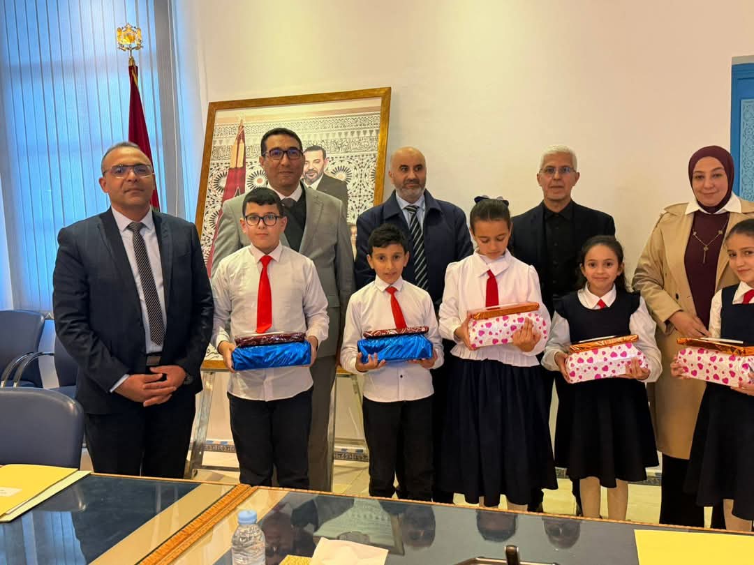 حملة تحسيسية وتوعوية تحت شعار " المدرسة.. فضاء لبناء الإنسان وترسيخ قيم المواطنة". 1 IMG 20251212 WA0105