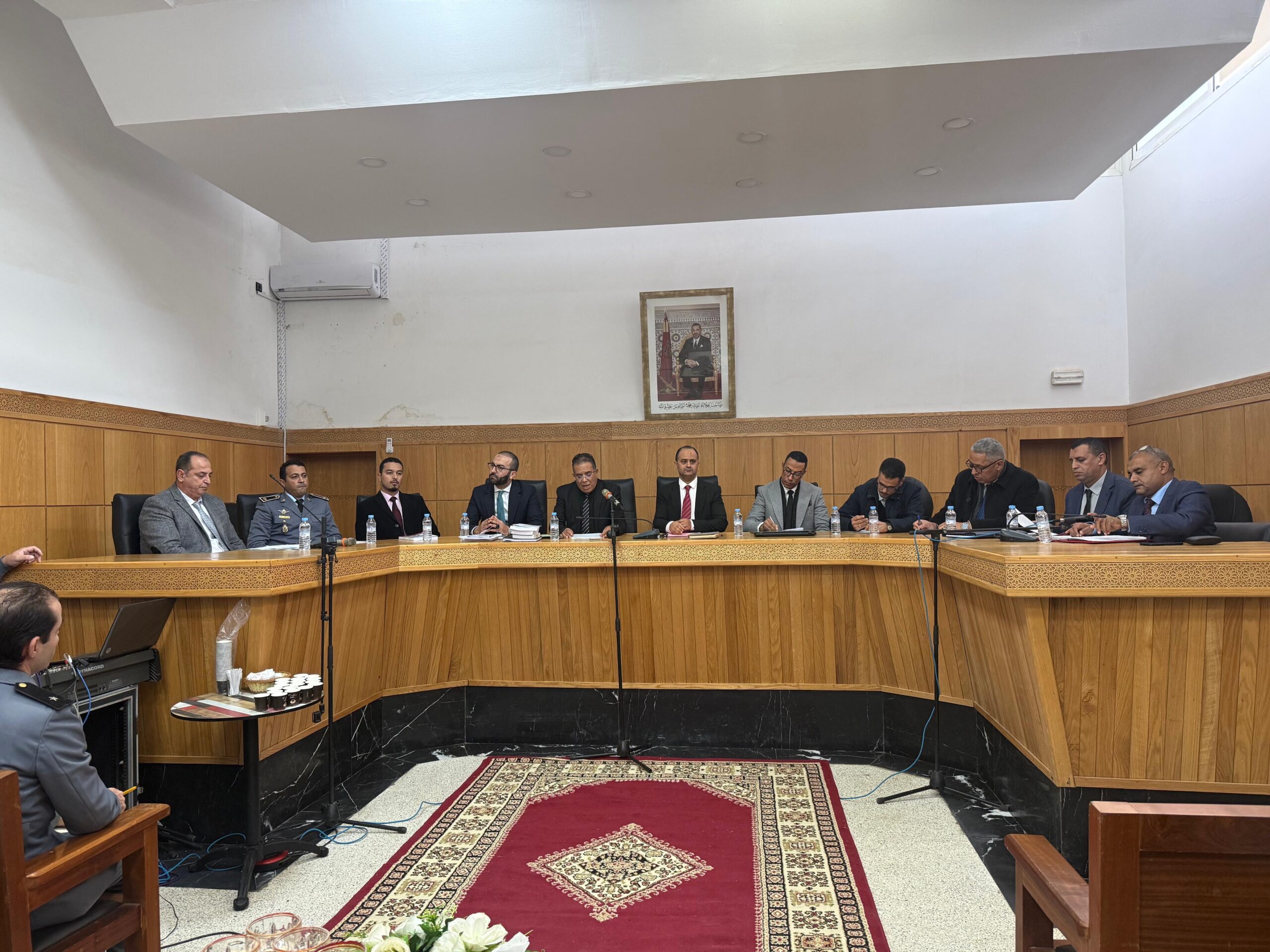 تنزيل عملي لمستجدات المسطرة الجنائية… وكيل الملك بسوق أربعاء الغرب يفعّل التنسيق مع الضابطة القضائية ويبرمج ورشات تطبيقية داخل المحكمة 1 e6bbbb5d 4ac5 42f5 b3f4 fe2ff81c5ea9 scaled