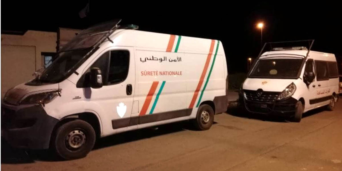 توقيف 14 شخصا يشتبه في تورطهم في قضية تتعلق بالعنف المرتبط بالشغب الرياضي وإلحاق خسائر مادية بممتلكات عمومية. 1 police