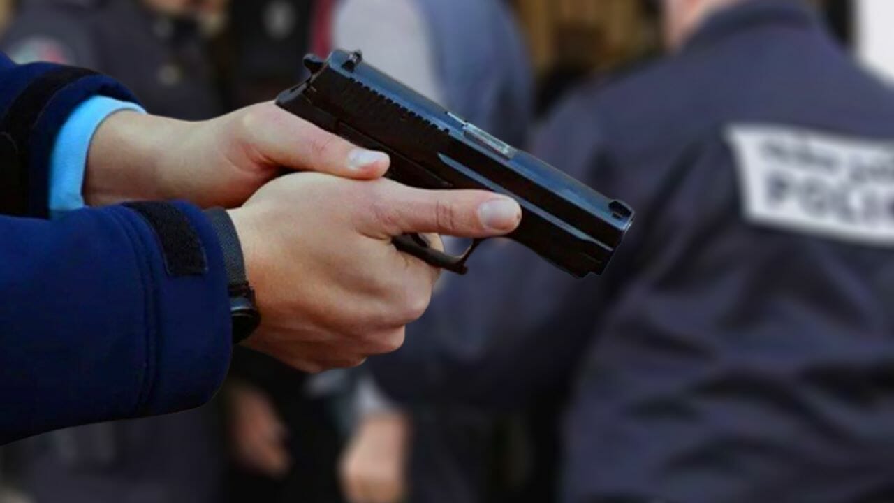 مقدم شرطة يعمل بولاية أمن الدار البيضاء لاستخدام سلاحه الوظيفي بشكل احترازي 1 المسدس