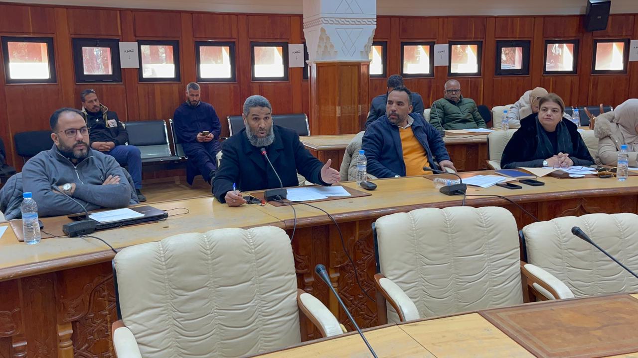 بالصور : برئاسة الدكتور عمر السالكي انعقاد الدورة العادية لمجلس مقاطعة جليز بمراكش 9 1000426576