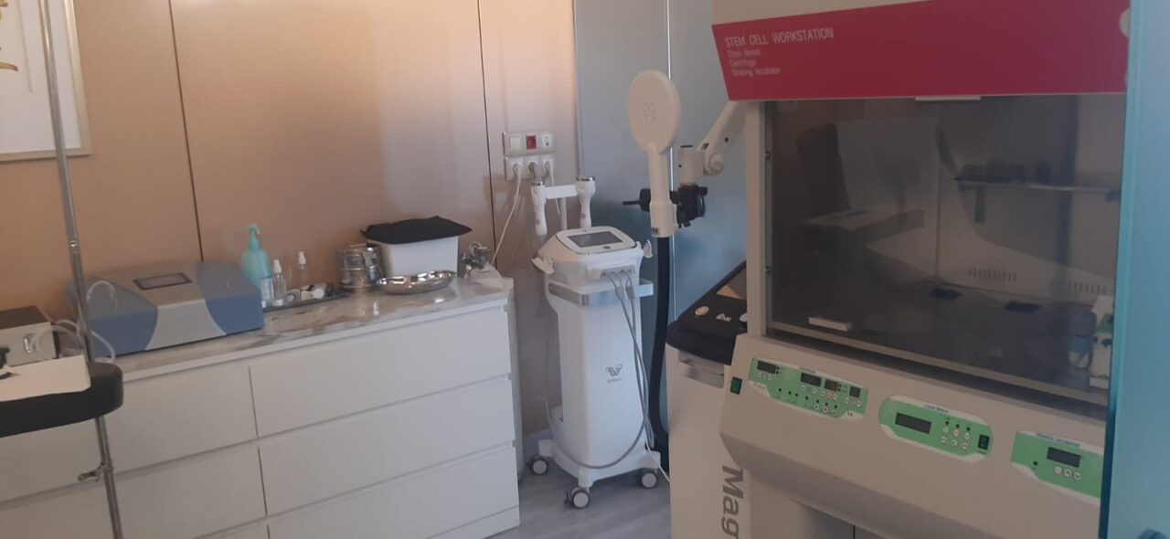 الدكتور خالد اليماني.. خبرة طبية متجددة في طب المستعجلات والتخدير والعلاج بالأوزون بالدار البيضاء. 3 1000428839