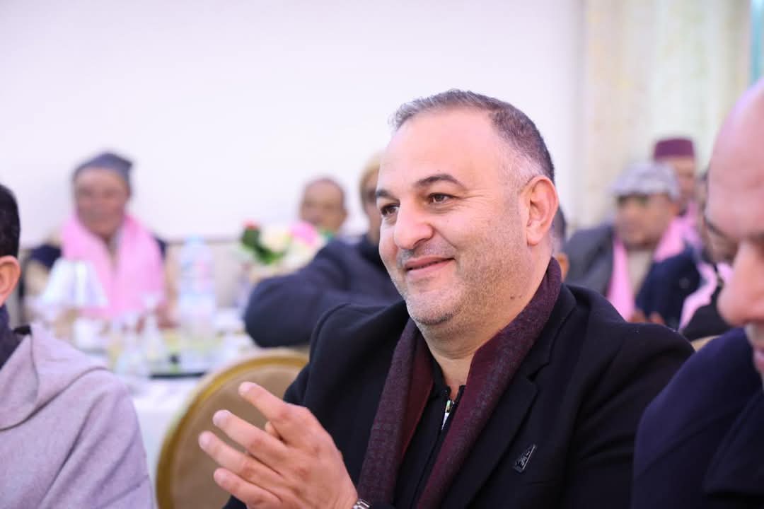 لقاءً تواصليا للسيد نزار بركة الأمين العام لحزب الإستقلال مع مناضلات ومناضلي الحزب باليوسفية. 2 1000437135