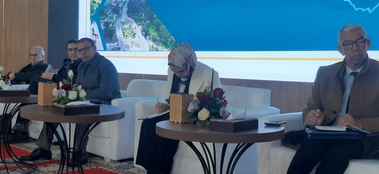 سطات.. اليوم الثاني من الورشات التشاورية شكل تشخيصا ترابيا طموحا ورؤية تنموية في أفق 25 سنة. 3 1000437338