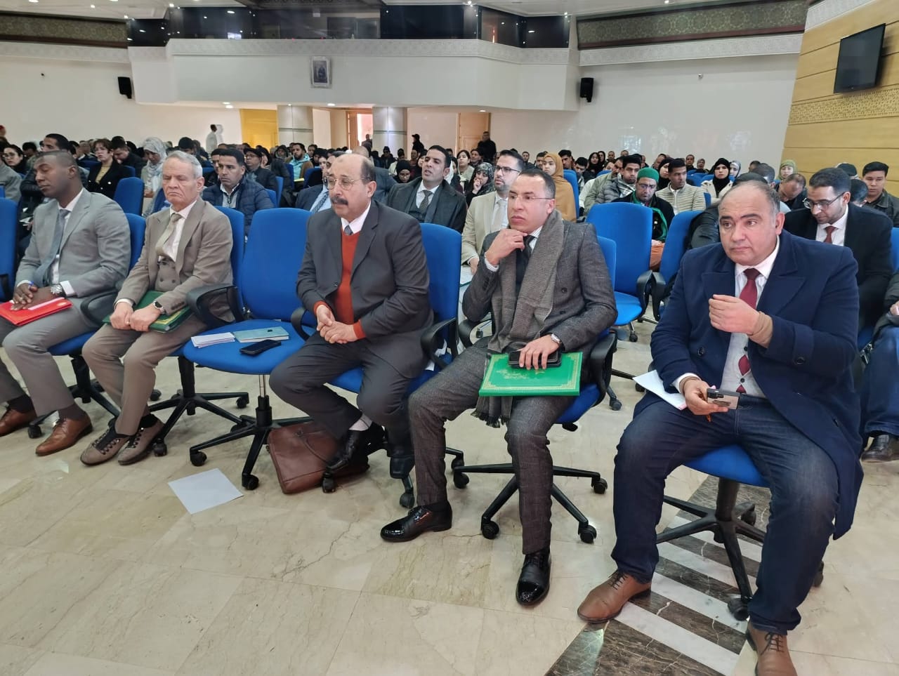 قلعة السراغنة : ندوة علمية تناقش قضايا أملاك الجماعات السلالية بالإقليم . 6 1000443740