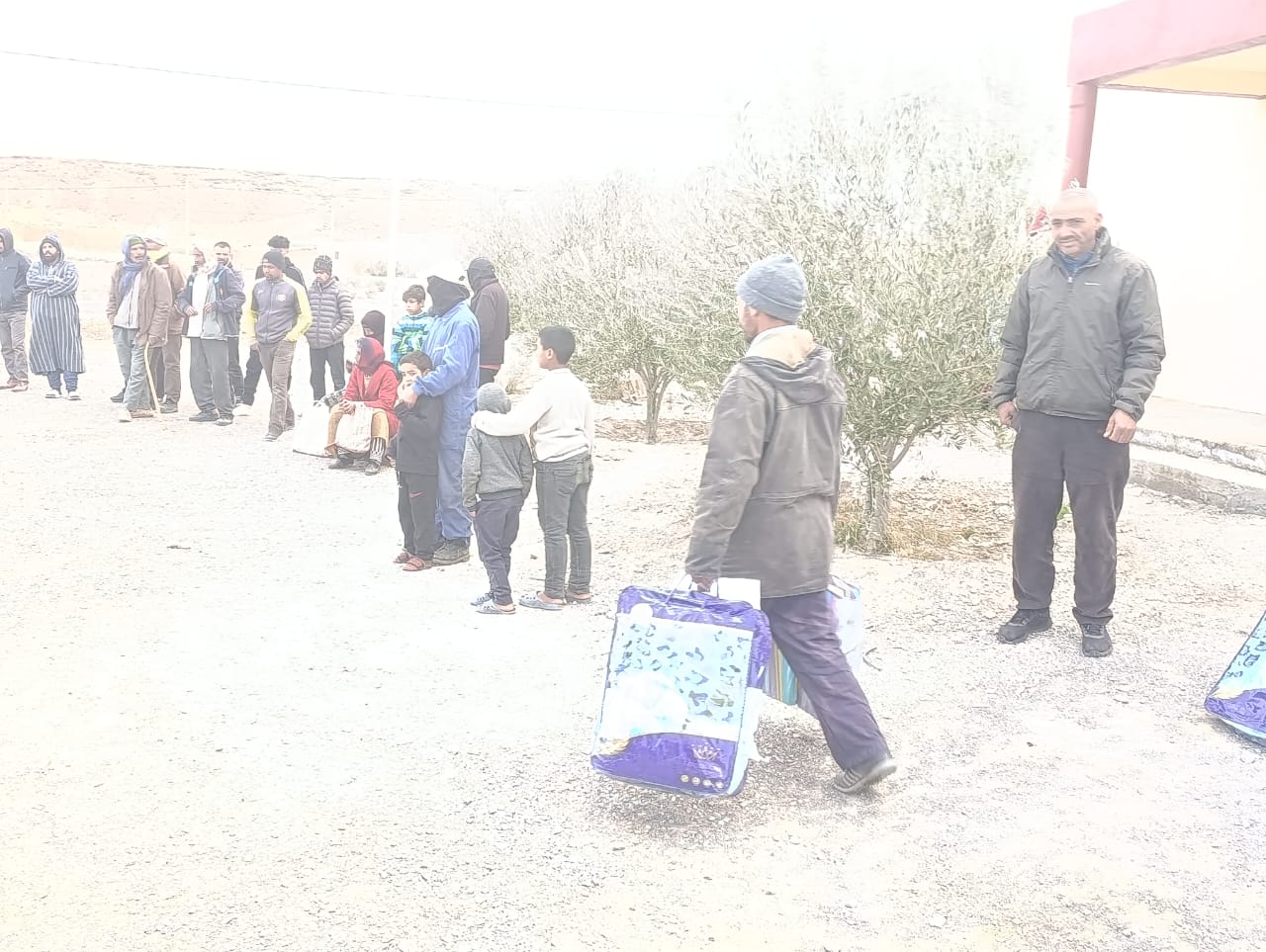 تعبئة شاملة لمواجهة قساوة البرد في جماعة سيدي بوطيب بميسور : مبادرات إنسانية تعزز التضامن والتكافل الاجتماعي 6 1000444906