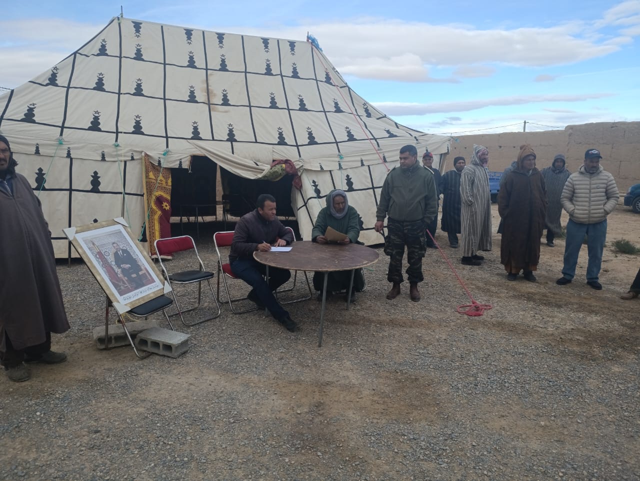 تعبئة شاملة لمواجهة قساوة البرد في جماعة سيدي بوطيب بميسور : مبادرات إنسانية تعزز التضامن والتكافل الاجتماعي 3 1000444908