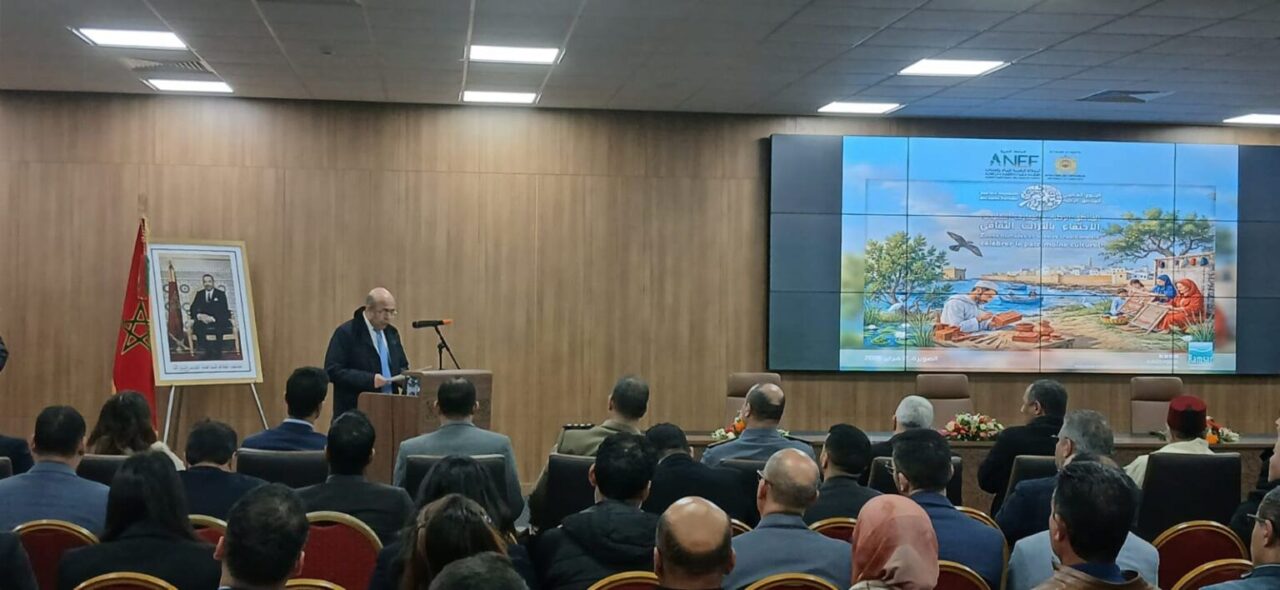 بالصور : العامل محمد رشيد يشرف على توقيع اتفاقية شراكة لصون المحمية الطبيعية لأرخبيل الصويرة 4 1000447368