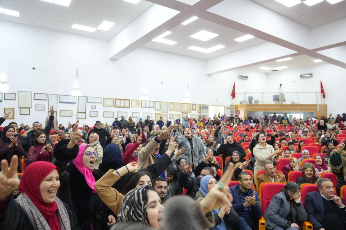 بالصور : مولاي هشام المهاجري يصرح المرحلة المقبلة تتطلب سياسيين يحملون هم المواطن، ويتحملون مسؤولية القرار في إطار احترام الدستور والمؤسسات 4 1000457211