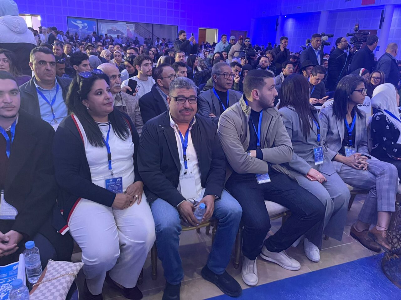 محمد الشقيق رئيس جماعة واحة سيدي إبراهيم يقود مشاركة واحة سيدي إبراهيم في المؤتمر الجهوي لشباب حزب الأصالة والمعاصرة 5 1000458116