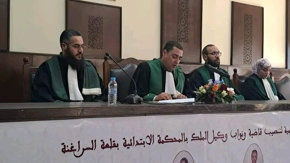 بحضور مسؤولين قضائيين بارزين.. تنصيب أربعة قضاة جدد بالمحكمة الابتدائية لقلعة السراغنة 3 1000459448