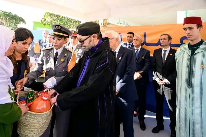 جلالة الملك يعطي بسلا انطلاقة العملية الوطنية “رمضان 1447” التي سيستفيد منها أزيد من 4,3 ملايين شخص 2 1000462064