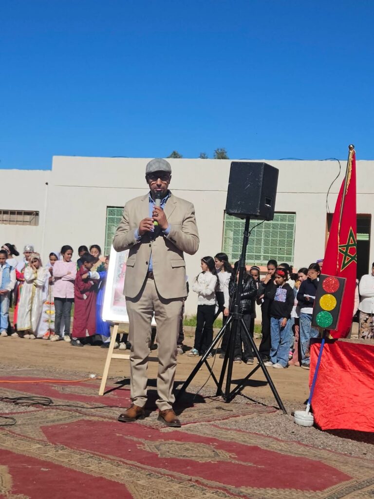 احتفال تربوي متميز بمجموعة مدارس أولاد عزوز تخليداً لليوم الوطني للسلامة الطرقية . 2 1000462194