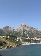 المهاجرين السريين من دول إفريقيا جنوب الصحراء يغزون مدشر بني مزالة و الساكنة تطالب بتدخل عامل عمالة المضيق الفنيدق لرفع الضرر عنهم . 3 1000462205