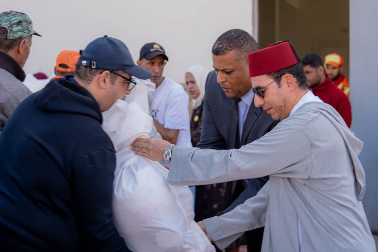 عامل إقليم سيدي بنور يشرف على استفادة أزيد من 13 ألف أسرة من عملية “رمضان 1447 4 1000463081