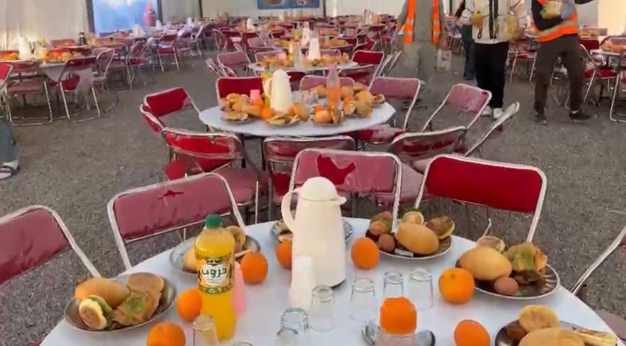 بالصور : جمعية أولاد الخير تنظم مائدة الرحمان لفائدة أزيد من 400 مستفيد بحيي أزلي وسيدي موسى بجماعة تاسلطانت بمراكش 5 1000464237