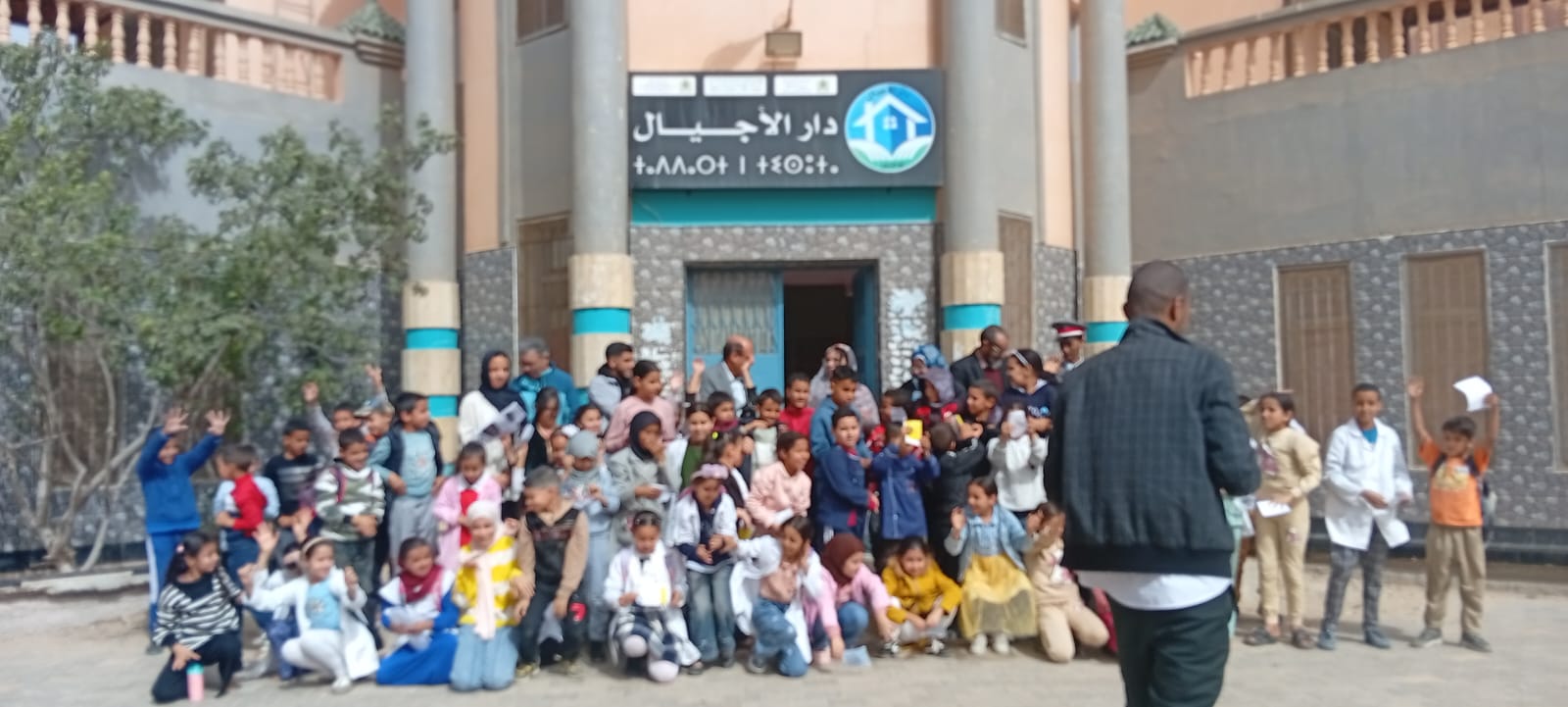 بوجدور: المديرة الإقليمية للسلامة الطرقية تشرف على برنامج تحسيسي متميز بدار الأجيال بشراكة مع مدرسة سيبويه 1 IMG 20260216 WA00831