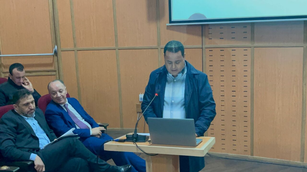 بالصور : سمير كودار وخطيب الهبيل يترأسان الدورة العادية لمجلس جهة مراكش–آسفي والمجلس يصادق بالإجماع على 19 نقطة 3 1000469366