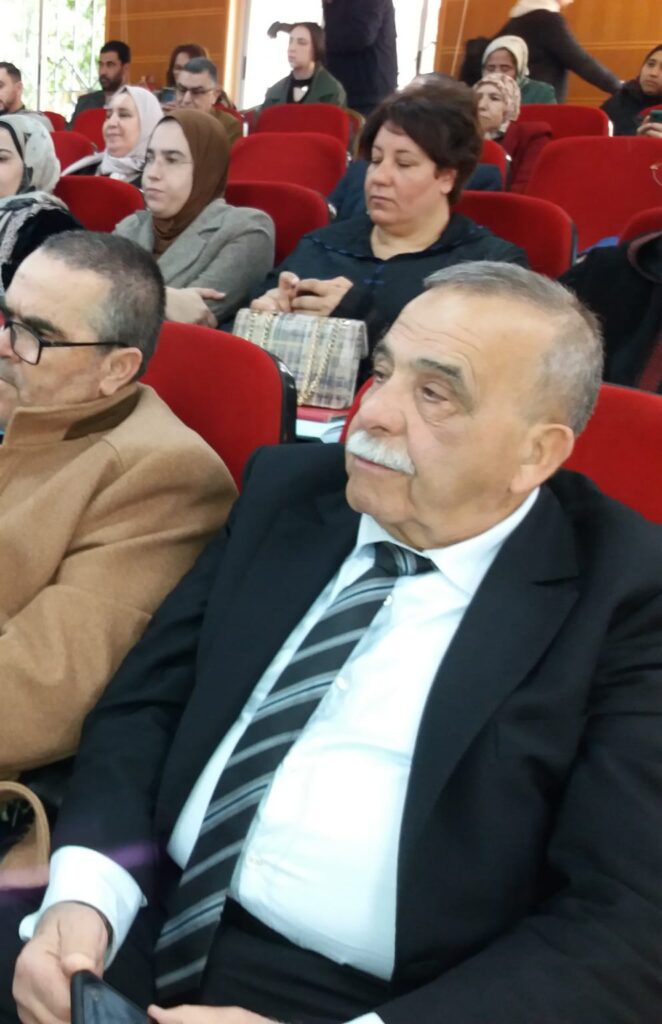 الأمين بنجيد رئيس التنمية الاجتماعية والثقافية والشؤون الرياضية يبرز دور و أهداف المتحف البحري بأصيلة. 3 1000469919