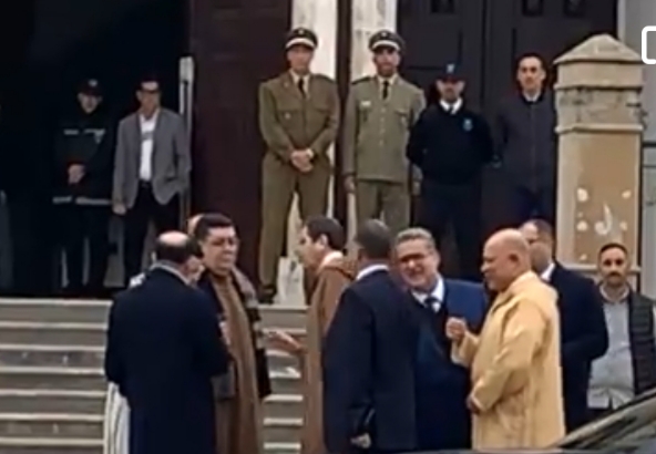 وفد رسمي يزور المحكمة الابتدائية بالقصر الكبير. 2 1000470154