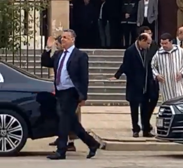 وفد رسمي يزور المحكمة الابتدائية بالقصر الكبير. 3 1000470155