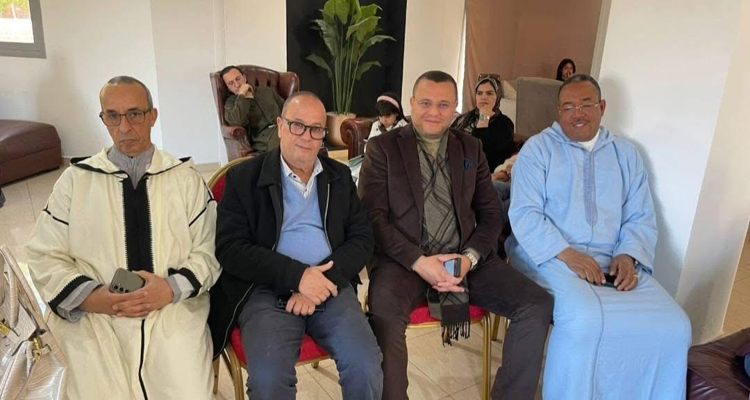 رابطة المرأة المحامية بشراكة مع هيئة المحامين بمراكش – ورزازات تحتفي باليوم العالمي للمرأة بندوة حول تمثيلية المحاميات وإفطار رمضاني تكريمي 3 1000473524