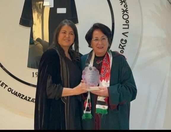 رابطة المرأة المحامية بشراكة مع هيئة المحامين بمراكش – ورزازات تحتفي باليوم العالمي للمرأة بندوة حول تمثيلية المحاميات وإفطار رمضاني تكريمي 4 1000473525