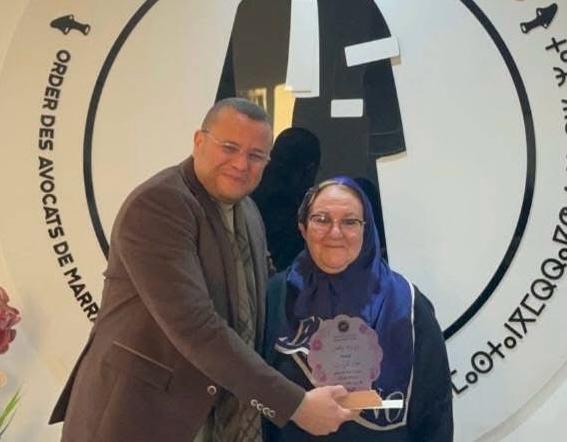رابطة المرأة المحامية بشراكة مع هيئة المحامين بمراكش – ورزازات تحتفي باليوم العالمي للمرأة بندوة حول تمثيلية المحاميات وإفطار رمضاني تكريمي 5 1000473526