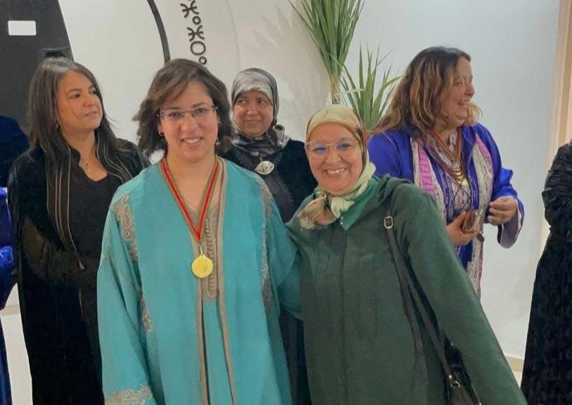 رابطة المرأة المحامية بشراكة مع هيئة المحامين بمراكش – ورزازات تحتفي باليوم العالمي للمرأة بندوة حول تمثيلية المحاميات وإفطار رمضاني تكريمي 11 1000473532