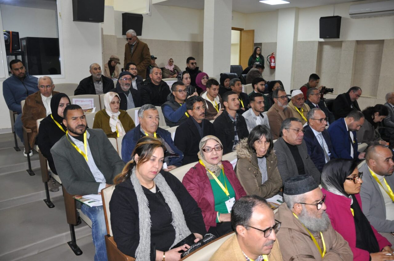 منتدى استثماري بالخميسات يدعو إلى تسريع الإقلاع الاقتصادي للإقليم 10 1000476706