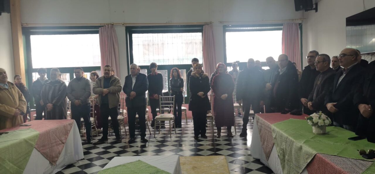 عبد الله البقالي عضو اللجنة التنفيذية ومدير جريدة العلم، في لقاء تواصلي مفتوح بتطوان تحت عنوان "الإعلام في صلب التحولات…رهانات وتحديات". 2 1000478470