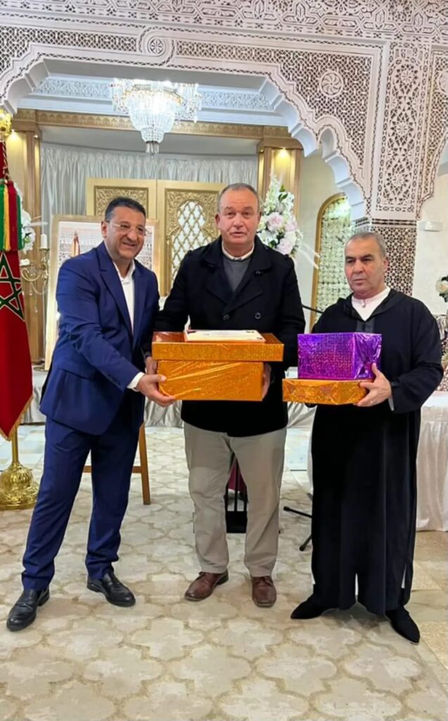 جماعة مرتيل تحتفي بموظفيها وعمالها المتقاعدين في إفطار جماعي رمضاني مفعم بالاعتراف والتقدير. 7 1000479514