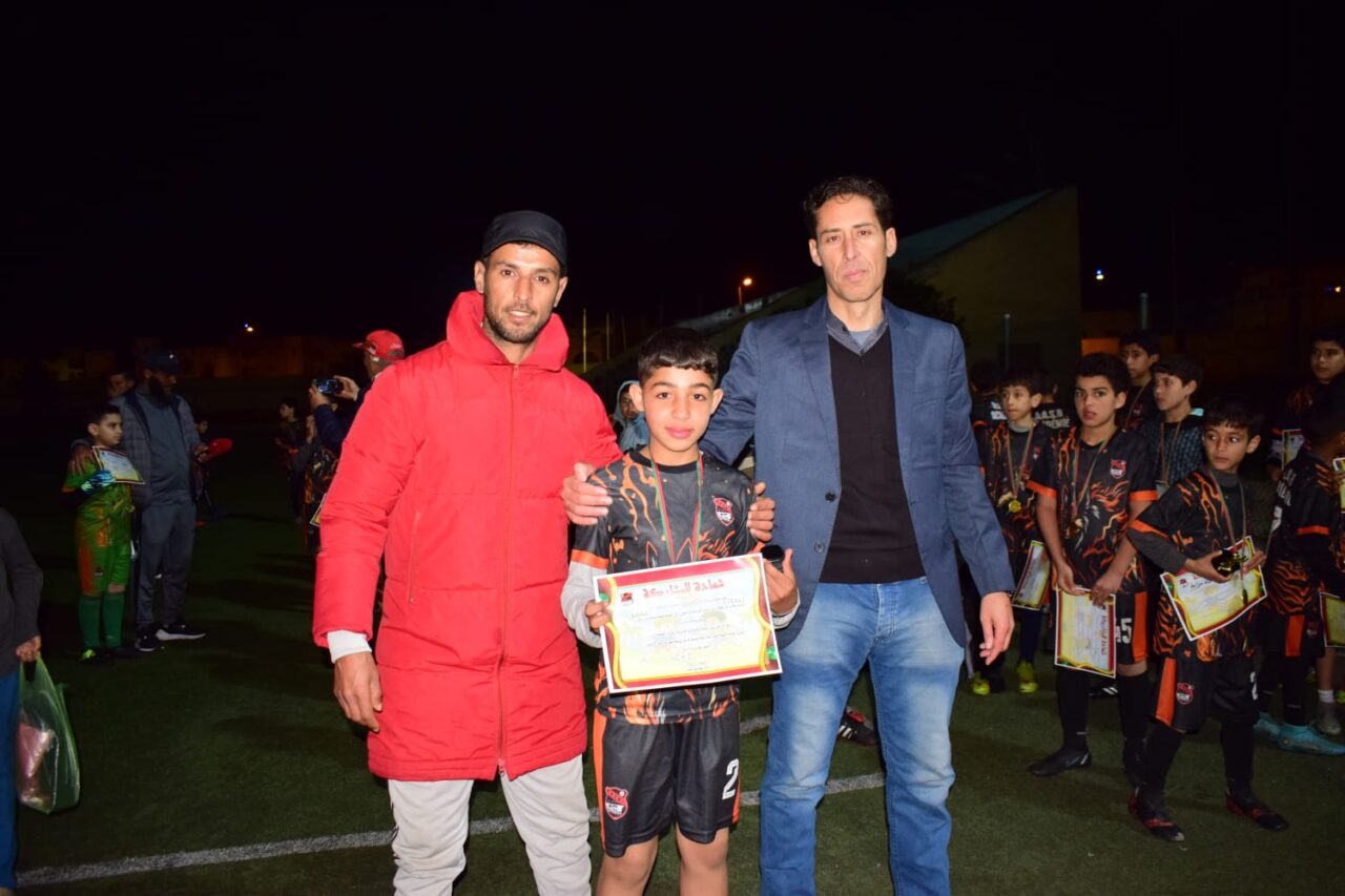 سيدي بنور…إسدال الستار على الدوري الرمضاني لمدرسة الأنوار في أجواء رياضية مميزة 8 1000479808