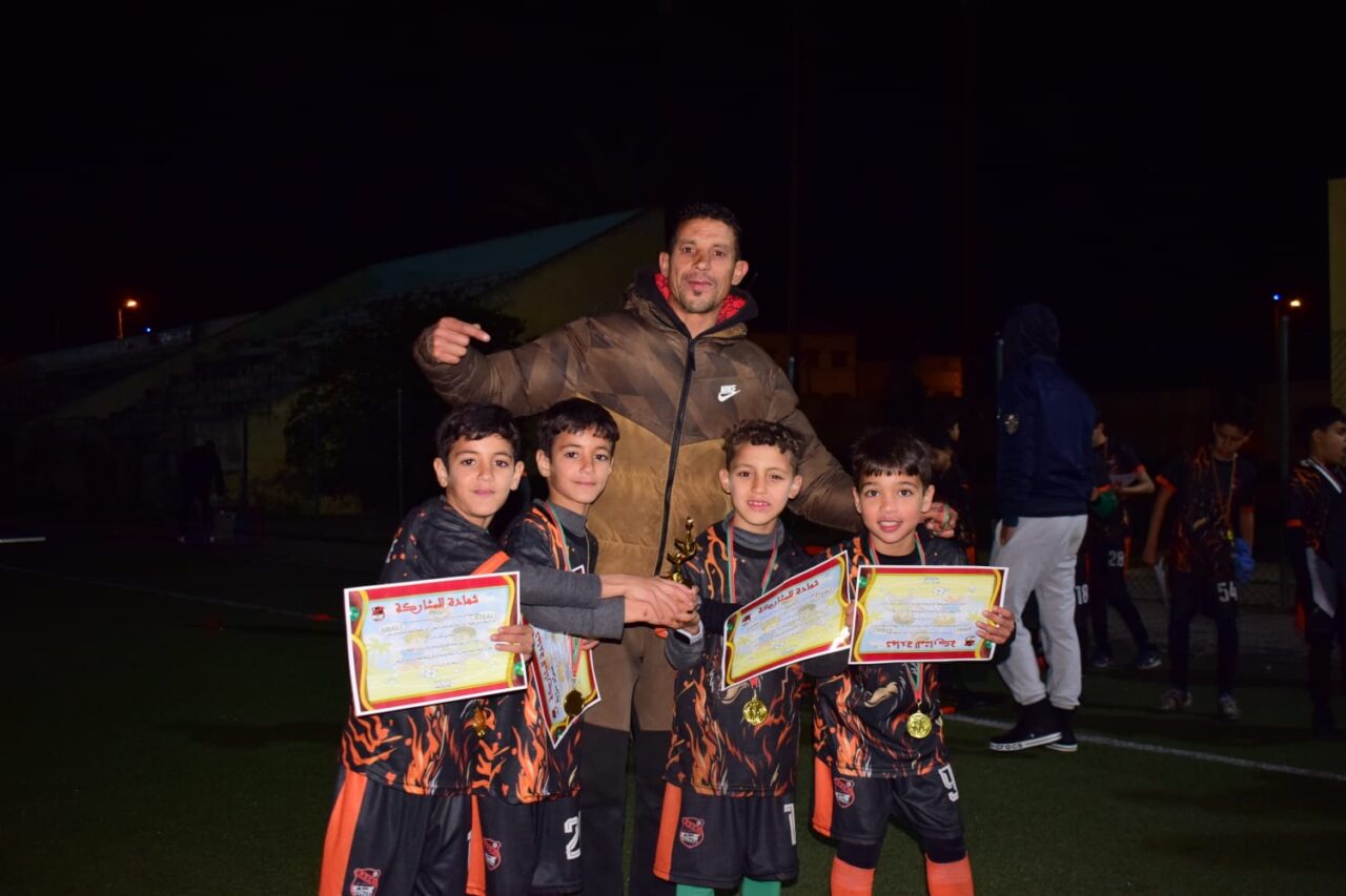 سيدي بنور…إسدال الستار على الدوري الرمضاني لمدرسة الأنوار في أجواء رياضية مميزة 9 1000479809