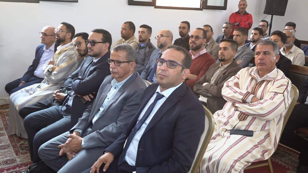 طانطان : تنصيب أربعة قضاة و نائب وكيل الملك بالمحكمة الابتدائية 7 1000485793