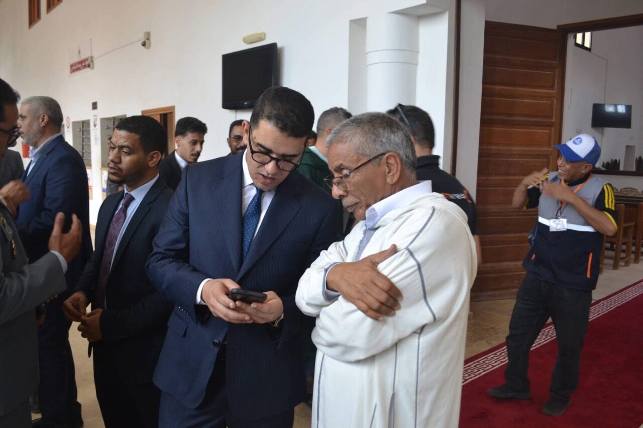 طانطان : تنصيب أربعة قضاة و نائب وكيل الملك بالمحكمة الابتدائية 17 1000485803