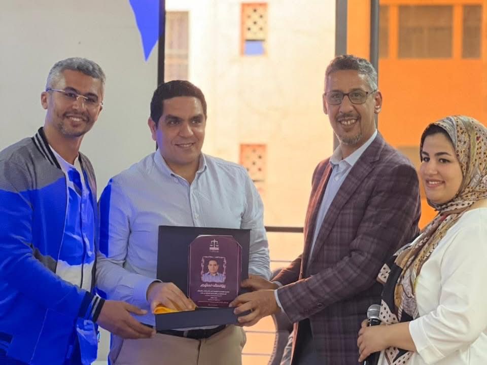 بالصور : المفتشية الإقليمية لـ حزب الاستقلال بمراكش تنظم ندوة حول مستقبل الإدارة المغربية في عصر الذكاء الاصطناعي 3 1000487371