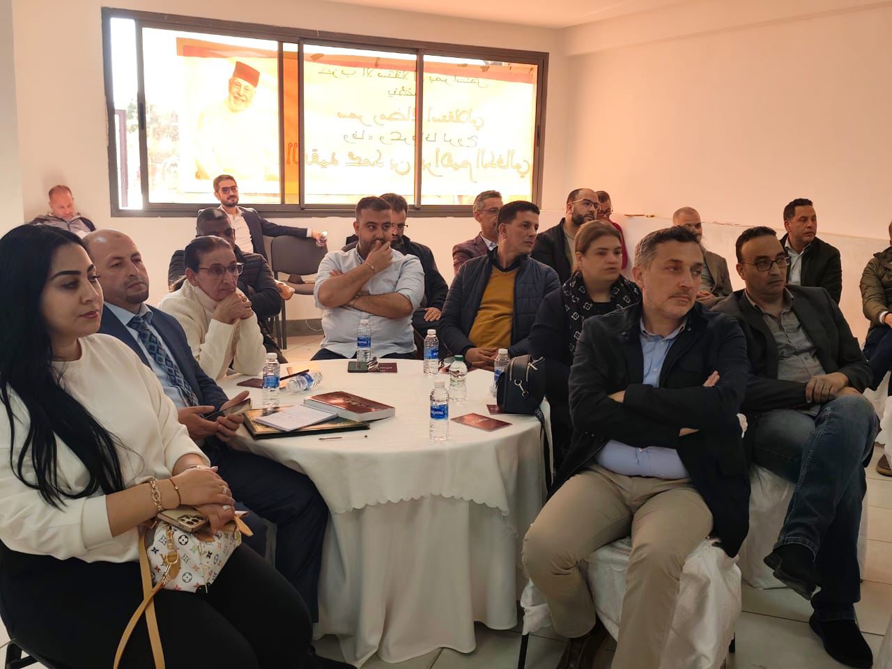 بالصور : المفتشية الإقليمية لـ حزب الاستقلال بمراكش تنظم ندوة حول مستقبل الإدارة المغربية في عصر الذكاء الاصطناعي 8 1000487376