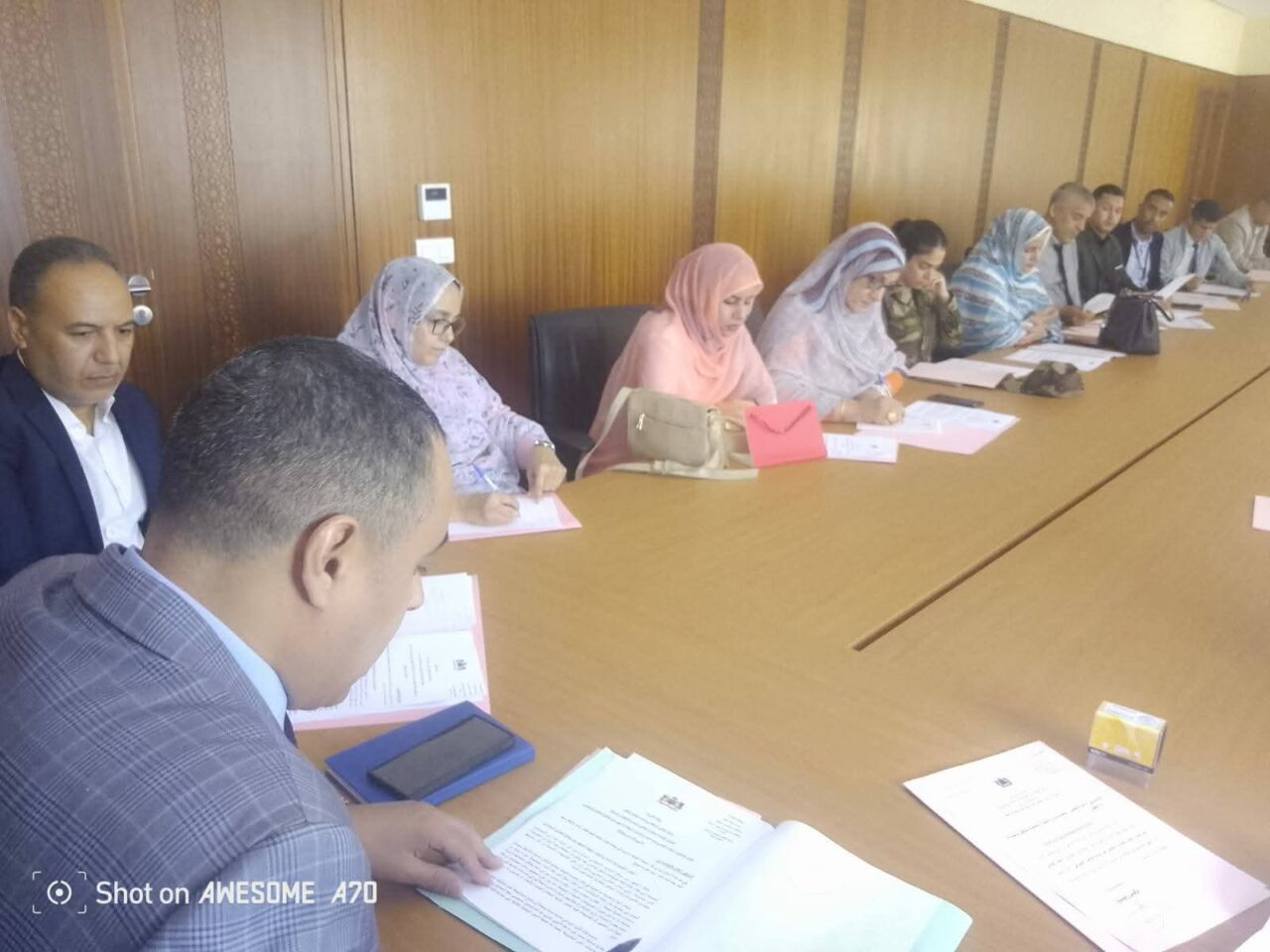 السمارة...اجتماع اللجنة المحلية للتكفل بالنساء والأطفال ضحايا العنف. 4 1000488522