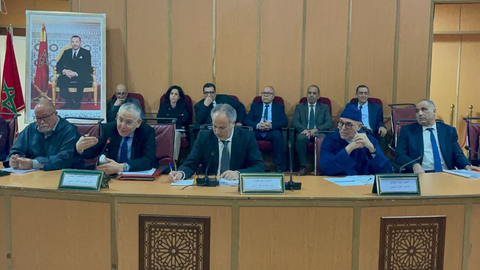 بالصور : سمير كودار وخطيب الهبيل يترأسان الدورة العادية لمجلس جهة مراكش–آسفي والمجلس يصادق بالإجماع على 19 نقطة 1 IMG 20260302 WA0103
