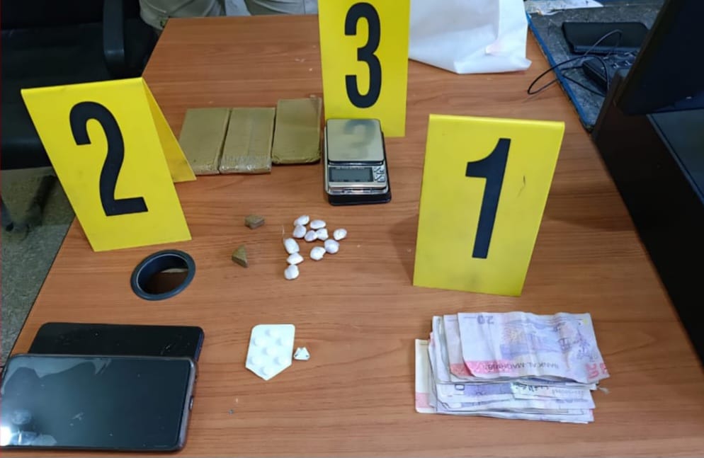 توقيف شخص لاشتباه تورطه في قضية تتعلق بترويج المخدرات ومبحوث عنه وطنيا من أجل قضايا إجرامية مماثلة بمدينة المرسى العيون 1 IMG 20260306 WA0040