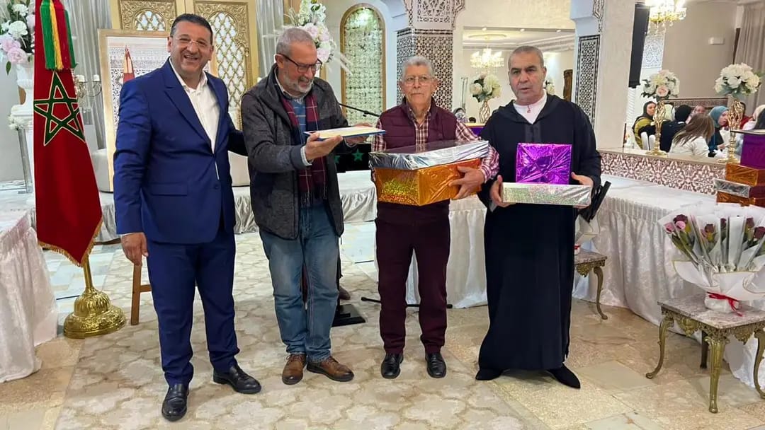 جماعة مرتيل تحتفي بموظفيها وعمالها المتقاعدين في إفطار جماعي رمضاني مفعم بالاعتراف والتقدير. 1 IMG 20260316 WA0039